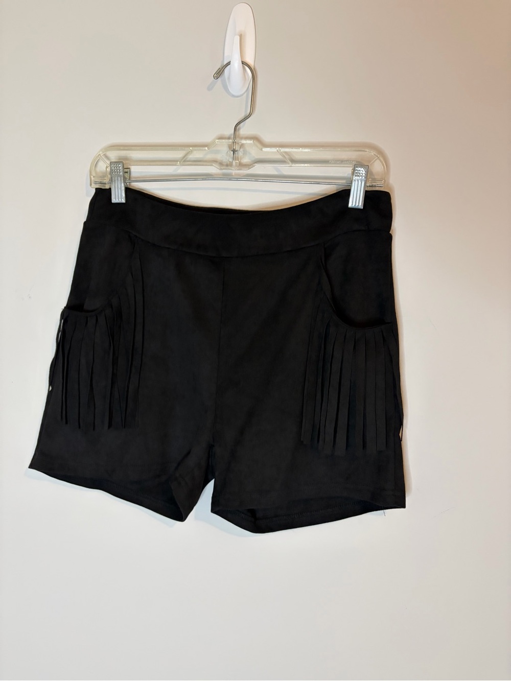 NWT Two Fly Co Black Faux Suede Fringe Pocket Shorts Size M Western Festival